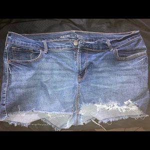 Old Navy cut off mid rise shorts